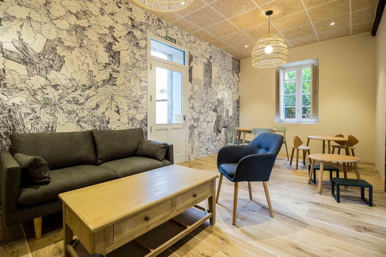 Hostal Lierganes Fluviarium Rooms Extérieur photo