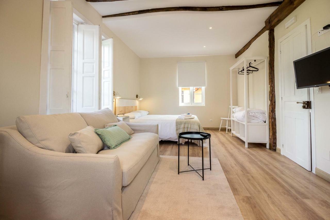 Hostal Lierganes Fluviarium Rooms Extérieur photo